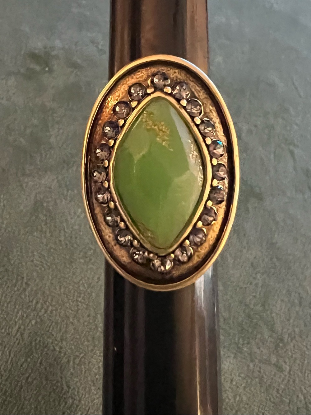 Silpada K&R Brass Botanical Ring with green stone and crystal accents size 7